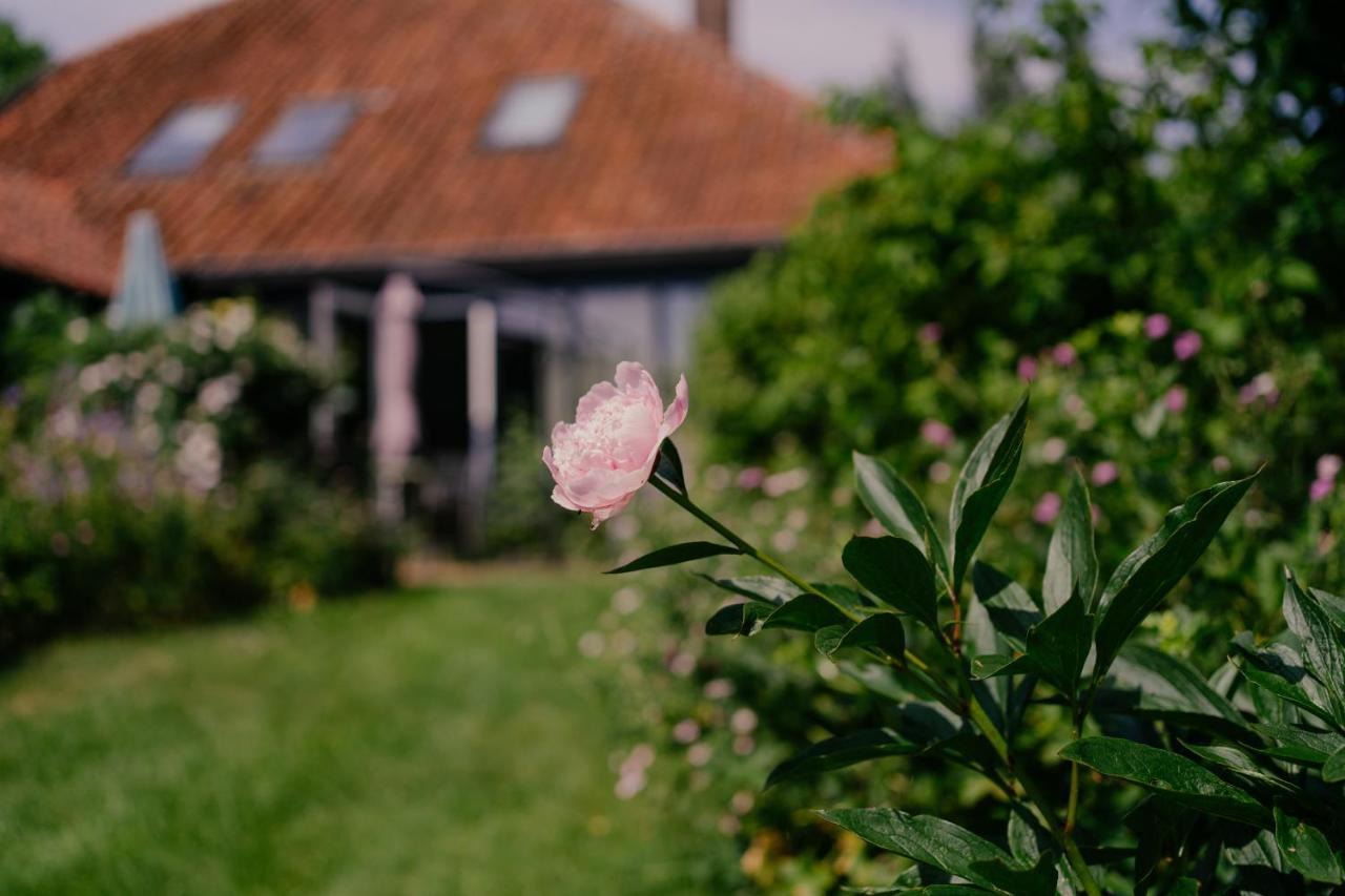 Garden House Zuiderwoude Villa Exterior photo